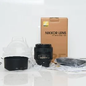 📸Nikon FX 85mm f 1.8 (taze)📸