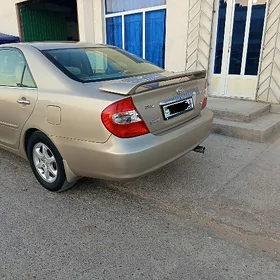Toyota Camry 2004