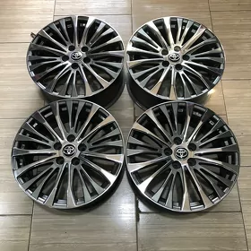 2022 Avalon R18