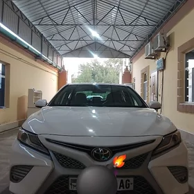 Toyota Camry 2020