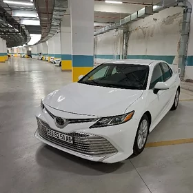 Toyota Camry 2020