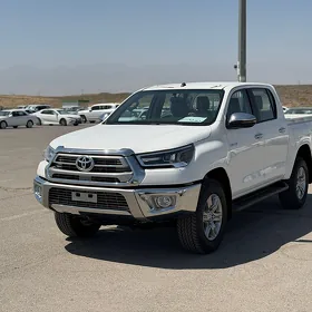 Toyota Hilux 2026