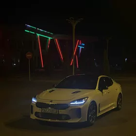 Kia Stinger 2021
