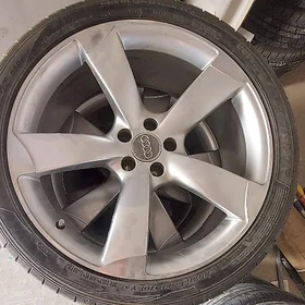 Audi diska teker