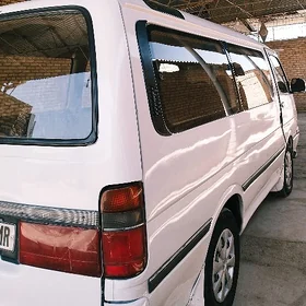 Toyota Hiace 1991