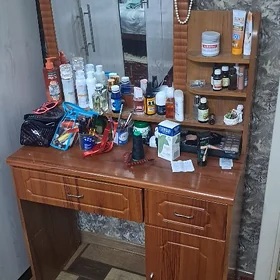 трюмо