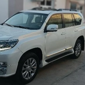 Toyota Land Cruiser Prado 2021