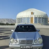 Mercedes-Benz E320 1997