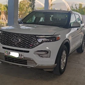 Ford Explorer 2021