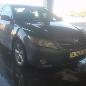 Toyota Camry 2010