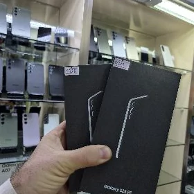 SAMSUNG S25 FE