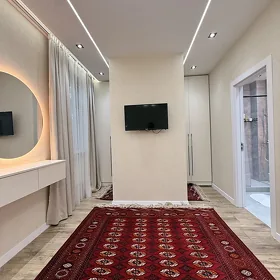 9 MKR LUX 4*3 KOMNAT