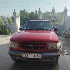 Ford Explorer 2001