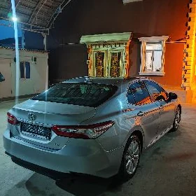 Toyota Camry 2020
