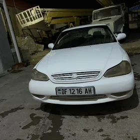 Kia Credos/Clarus 2000