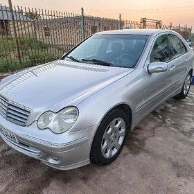 Mercedes-Benz C280 2004