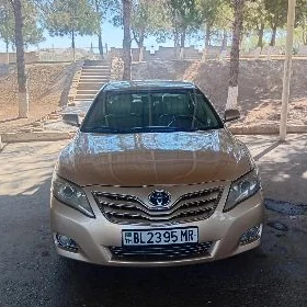 Toyota Camry 2010
