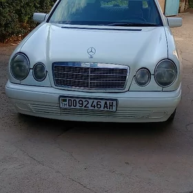Mercedes-Benz E320 1997