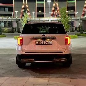 Ford Explorer 2020