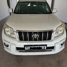 Toyota Land Cruiser Prado 2010
