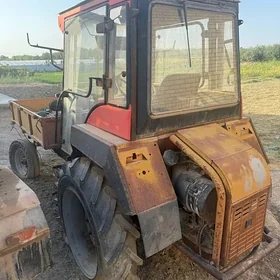 MTZ T-28 2009