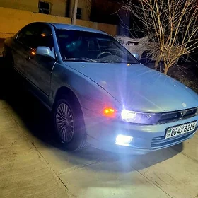 Mitsubishi Galant 2003