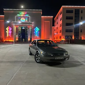 Toyota Camry 1999