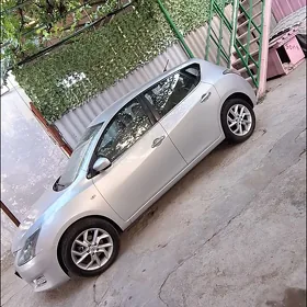 Nissan Tiida 2014