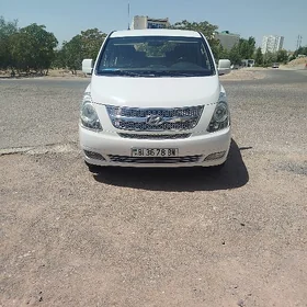Hyundai H-1 2008