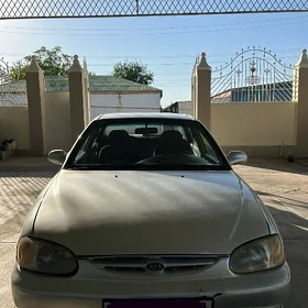 Kia Carens 1999