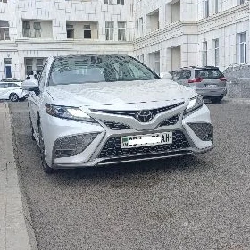 Toyota Camry 2021