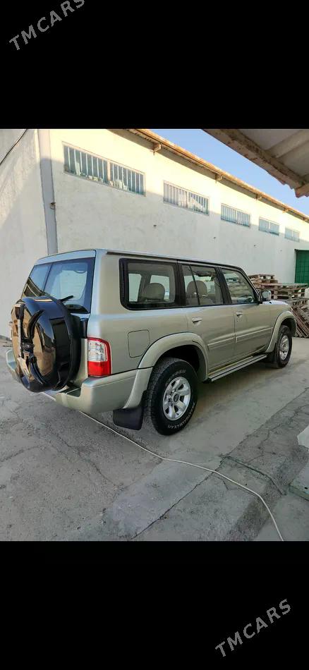 Toyota Land Cruiser 2000