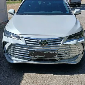 Toyota Avalon 2019