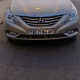 Hyundai Sonata 2011