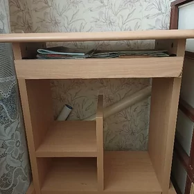 мини компьютерный столик