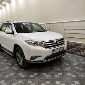 Toyota Highlander 2011