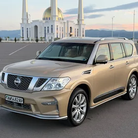 Nissan Patrol 2010