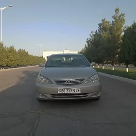 Toyota Camry 2004