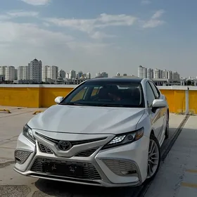 Toyota Camry 2023