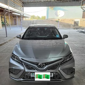 Toyota Camry 2020