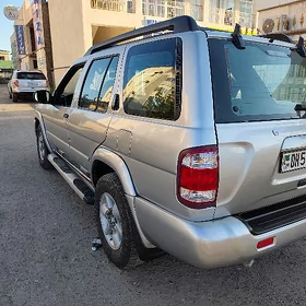 Nissan Pathfinder 2002