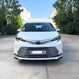 Toyota Sienna 2021