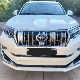 Toyota Land Cruiser Prado 2013