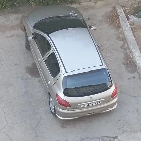 Peugeot 206 2008