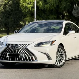 Lexus ES 350 2022