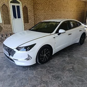 Hyundai Sonata Hybrid 2020