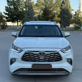 Toyota Highlander 2020