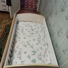 кроватка детская