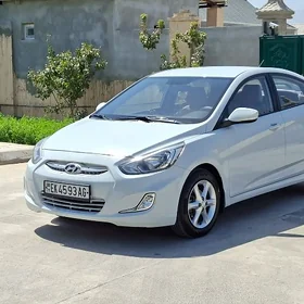 Hyundai Accent 2019