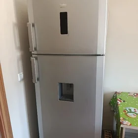 холодильник Beko
